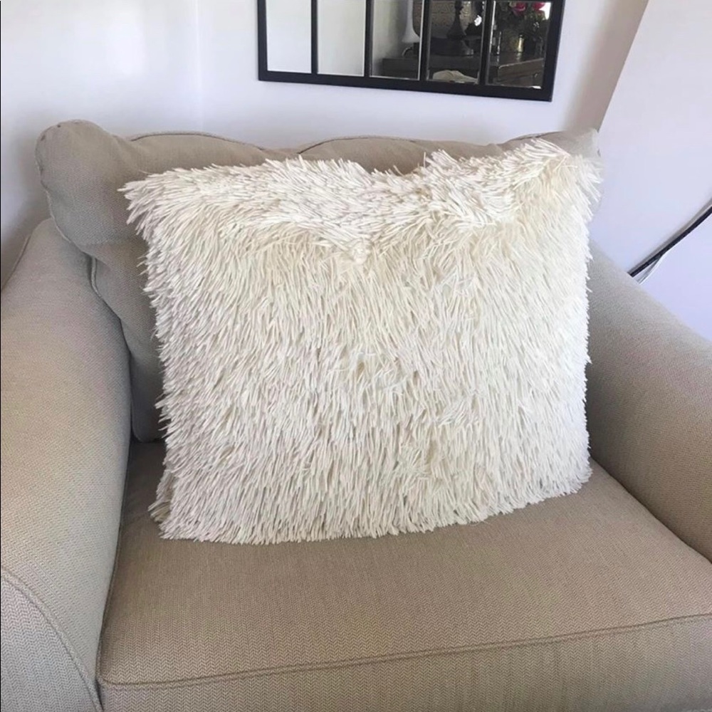 Extra large pillow